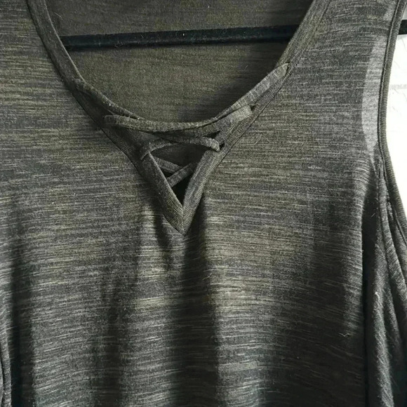 TORRID | Black/Army Green Top | COLD SHOULDER | Faux Lace Up Neckline | size 3 - Picture 3 of 6